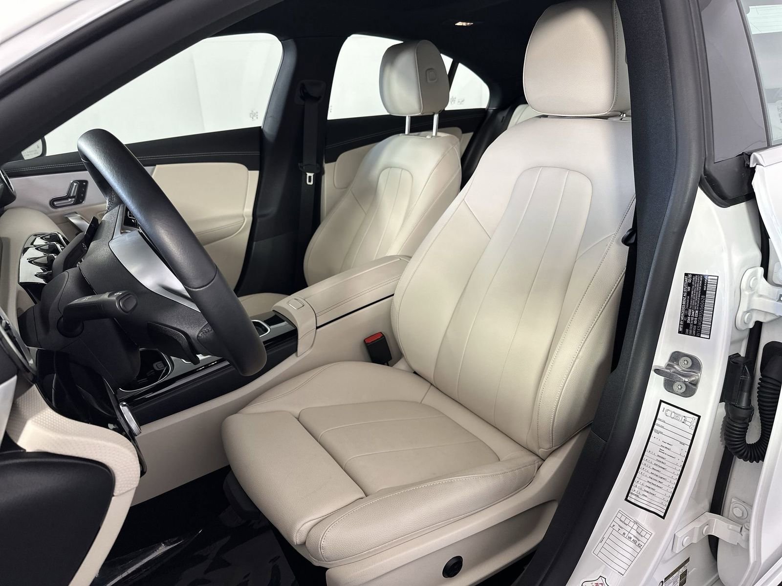 Used 2025 Mercedes-Benz CLA 250 image 15