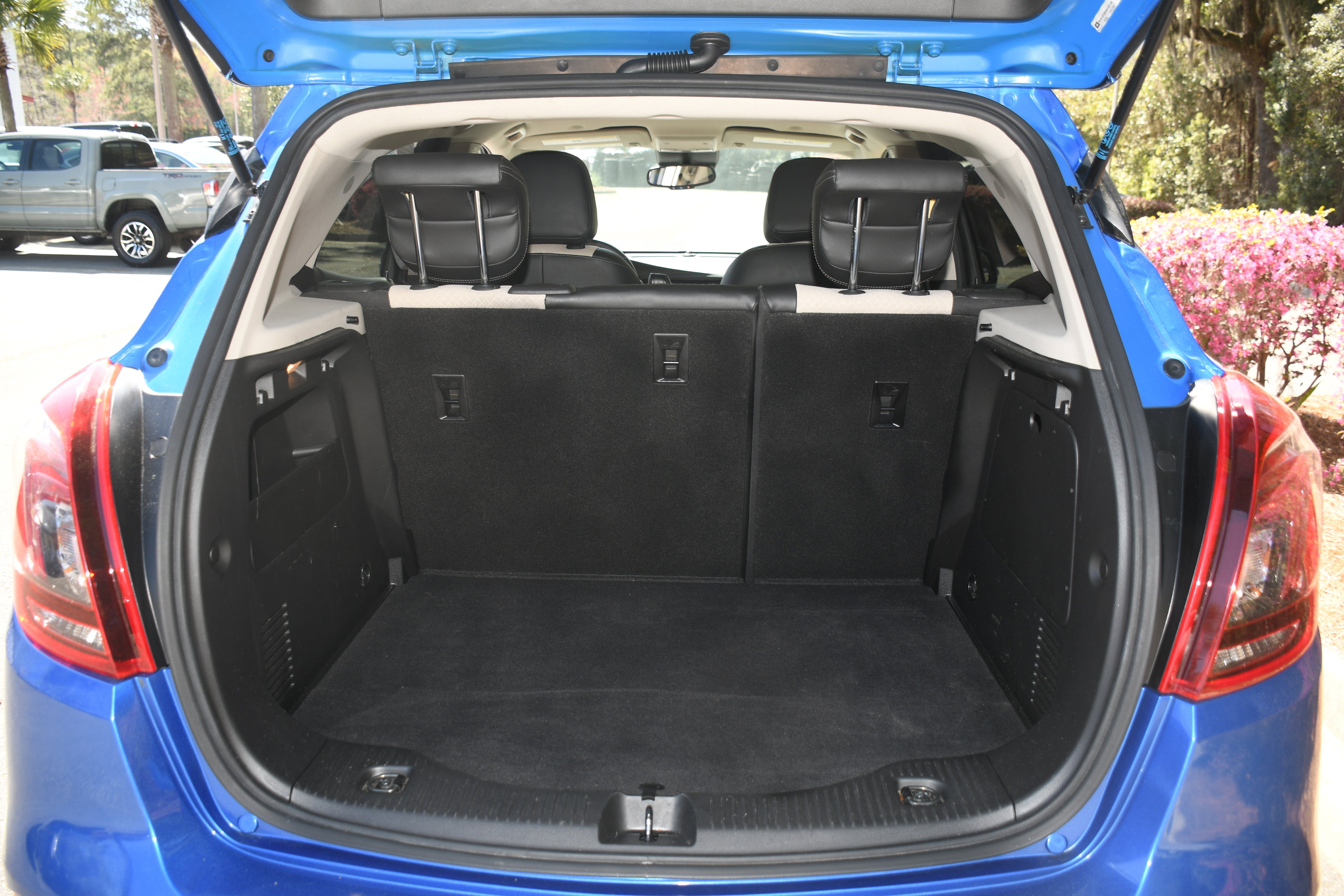 Used 2017 Buick Encore Preferred image 16