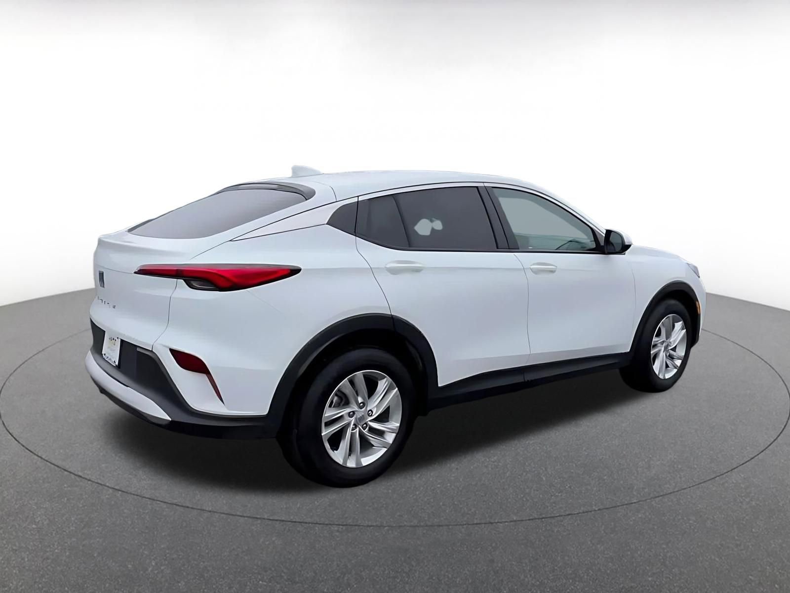 Used 2025 Buick Envista Preferred image 14