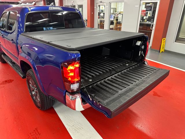 Certified 2023 Toyota Tacoma SR5 AWD/4WD image 25