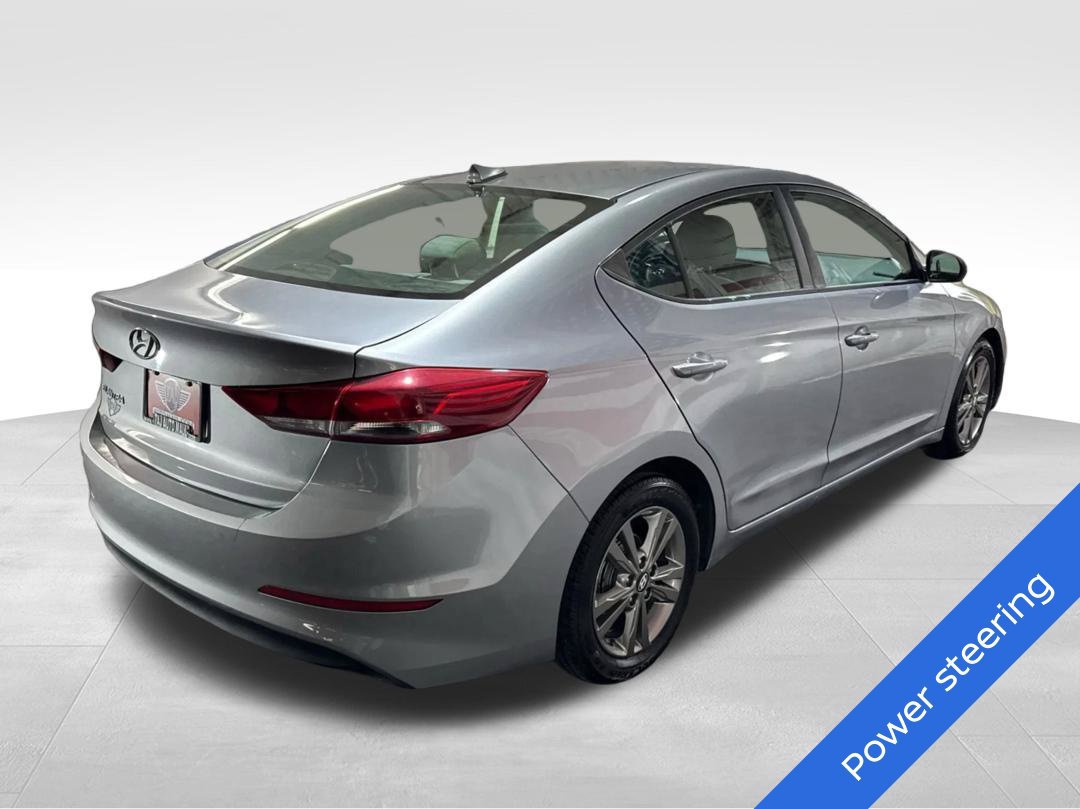 Used 2017 Hyundai Elantra SE FWD image 5