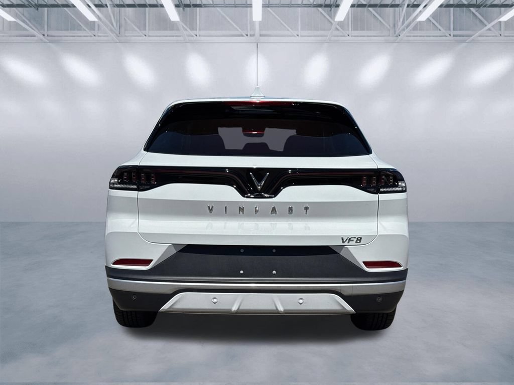 New 2027 VinFast VF 8 Eco AWD/4WD image 5