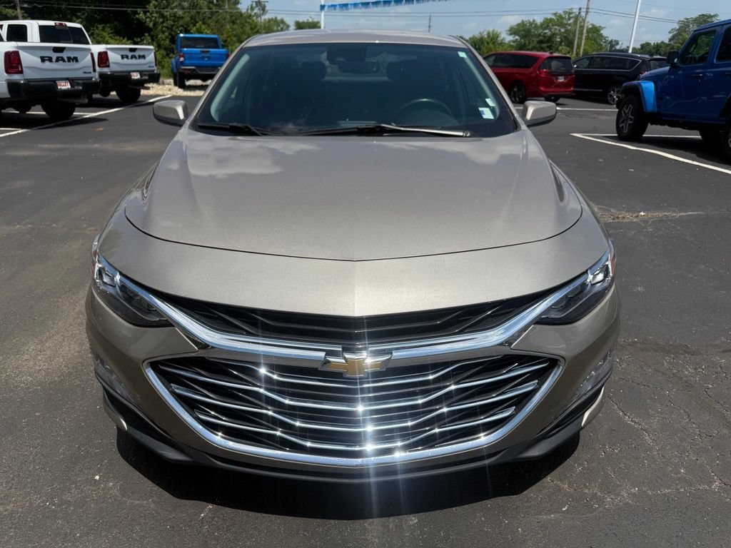 Used 2024 Chevrolet Malibu LT FWD image 9