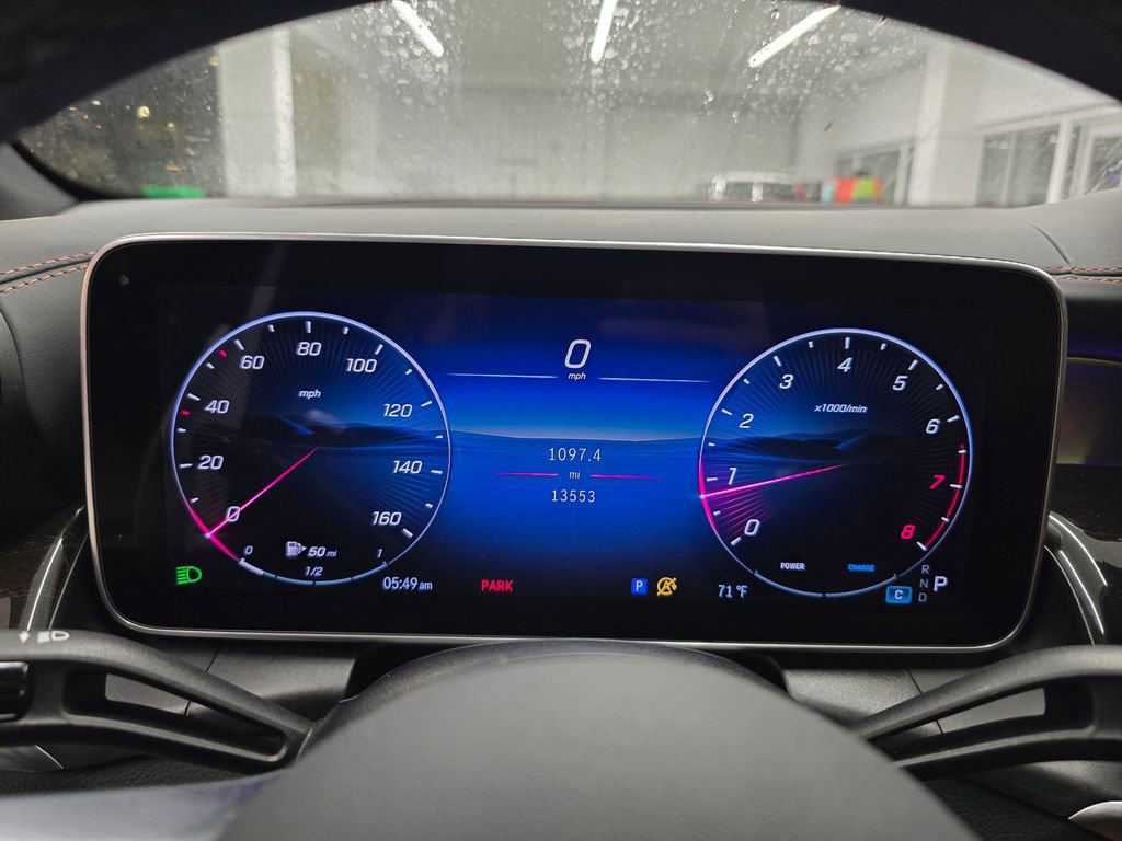 Used 2025 Mercedes-Benz GLC 300 4MATIC w/ AMG Line image 21