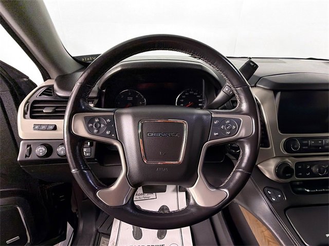 Used 2020 GMC Yukon XL Denali image 11
