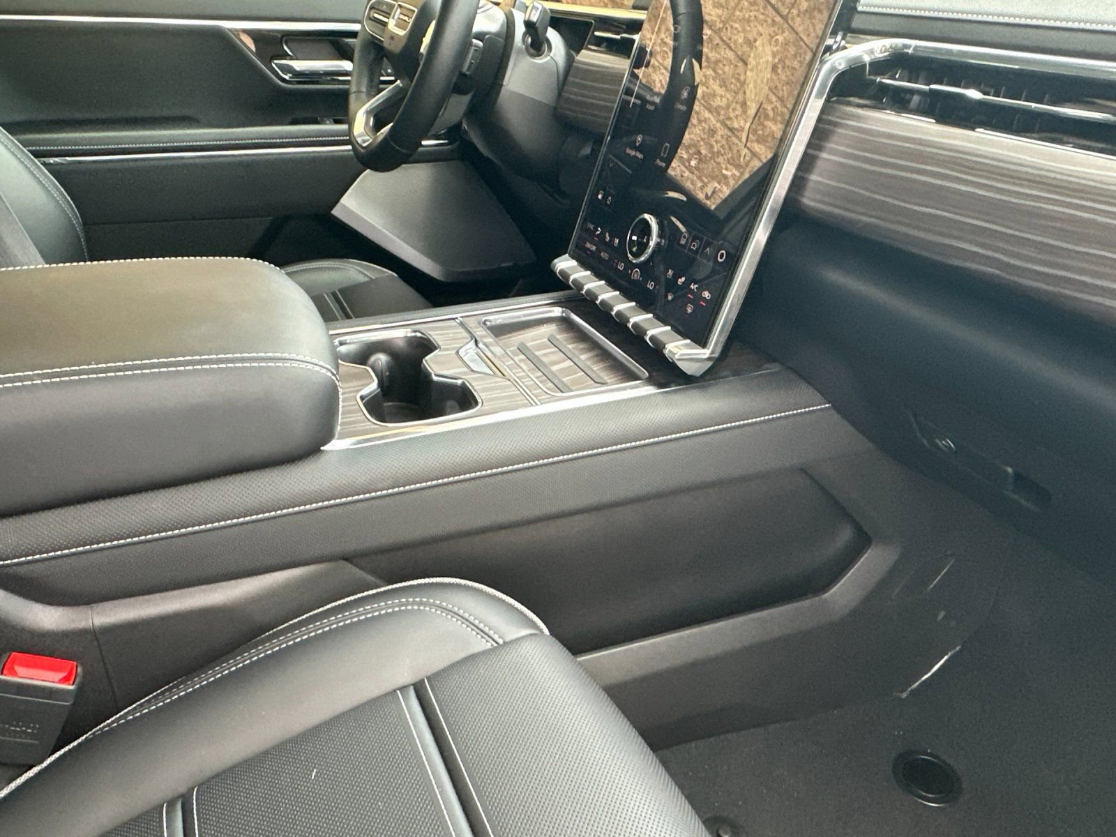 New 2025 GMC Sierra EV Denali AWD/4WD image 15