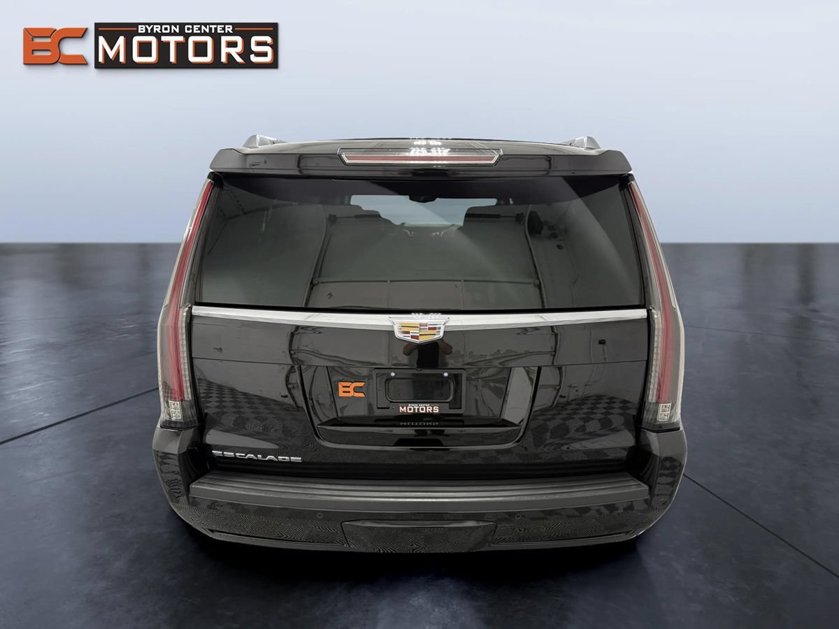 Used 2020 Cadillac Escalade ESV 4WD w/ LPO, Radiant Package image 5