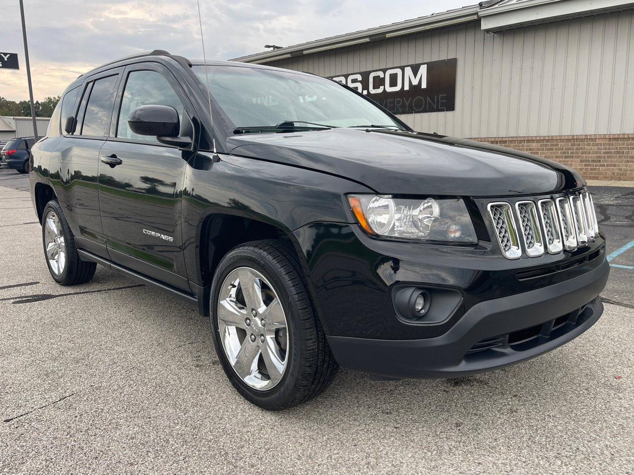 Used 2016 Jeep Compass Latitude image 7