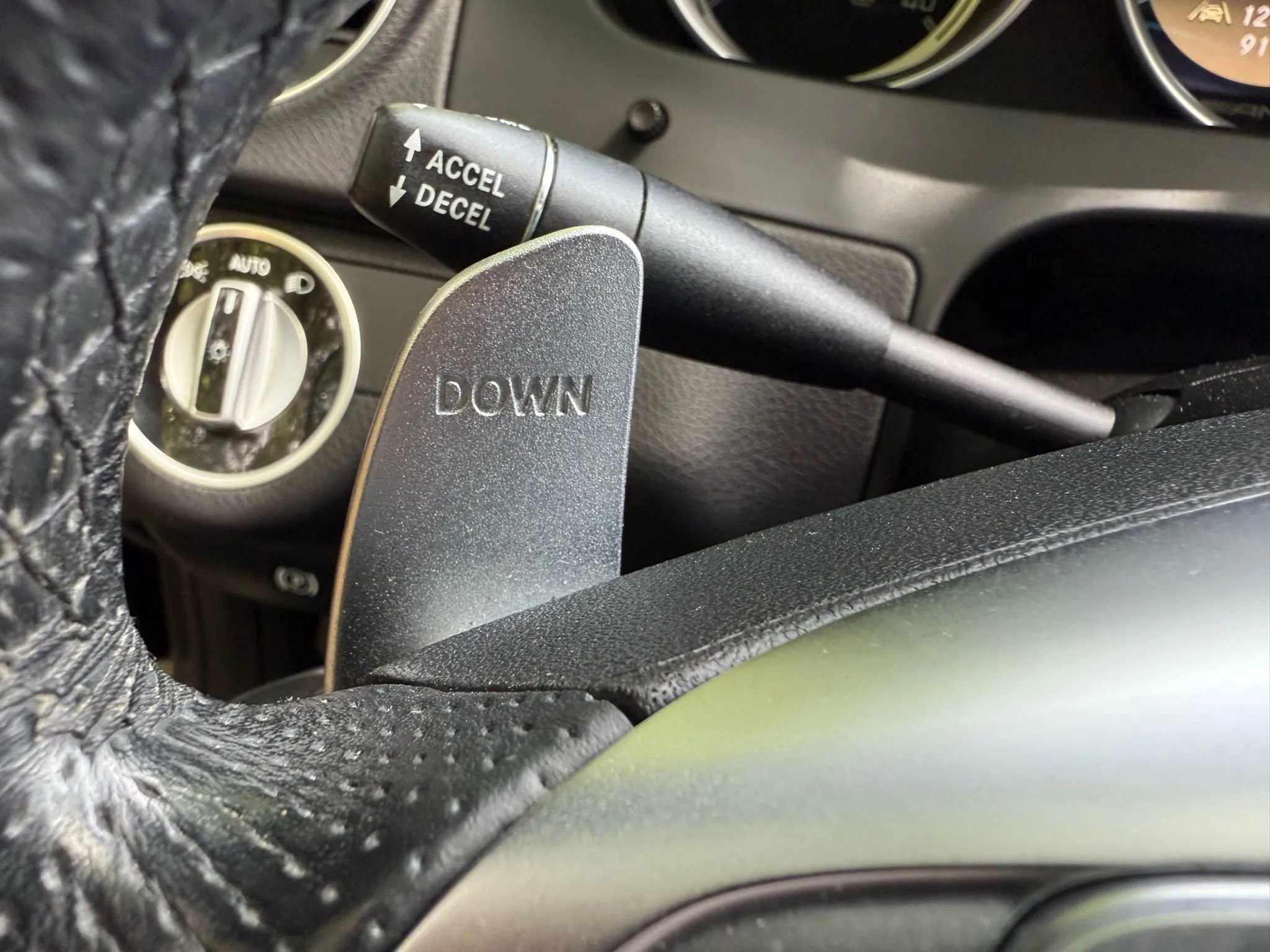 Used 2012 Mercedes-Benz C 63 AMG Coupe w/ Multimedia Pkg image 39