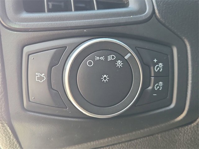 Used 2018 Ford Focus SE image 16