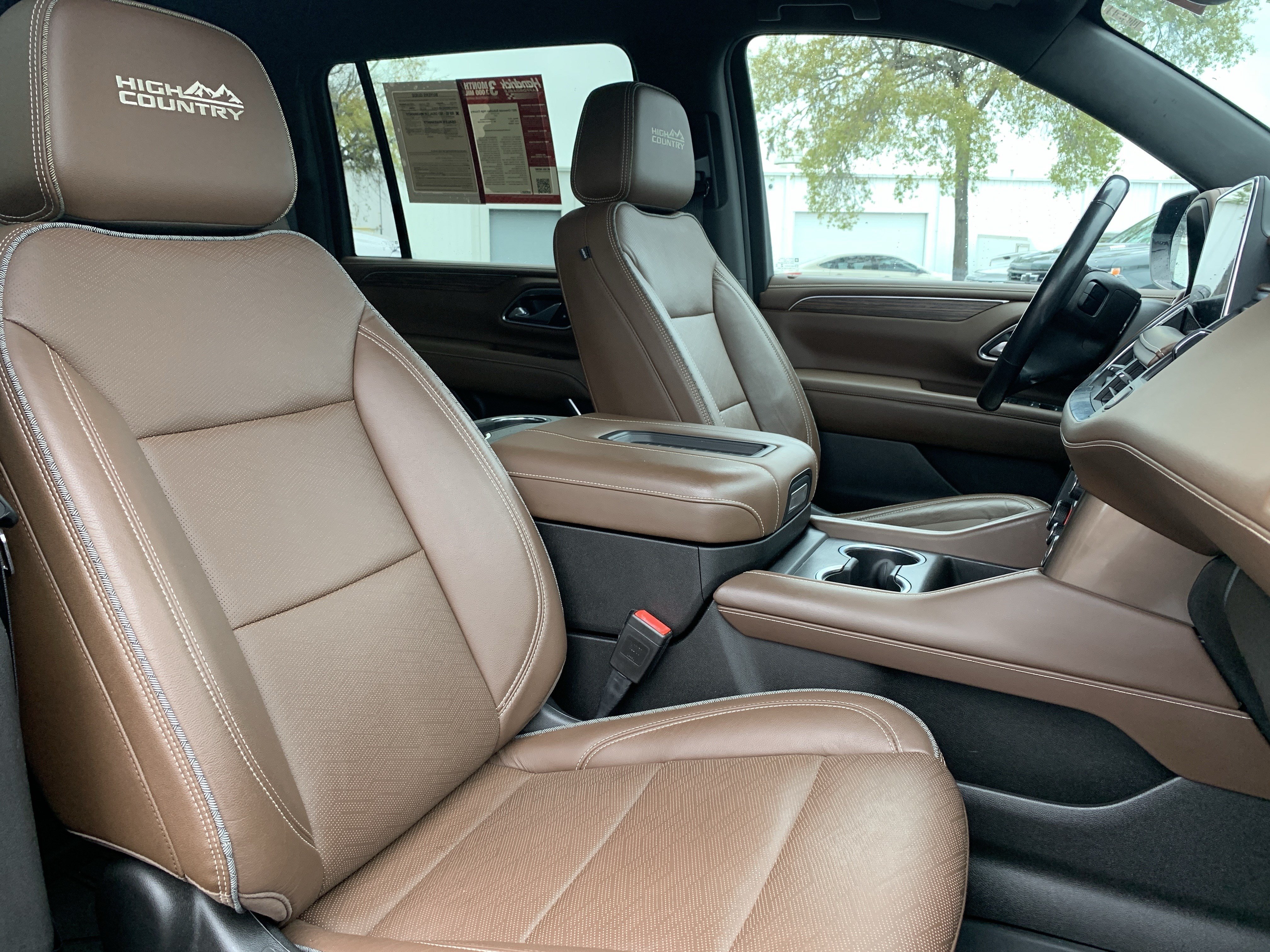 Used 2021 Chevrolet Suburban High Country AWD/4WD image 32