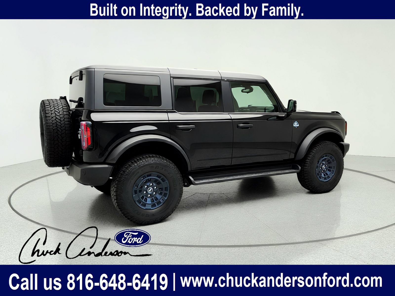 New 2026 Ford Bronco Outer Banks w/ Sasquatch Package AWD/4WD image 9