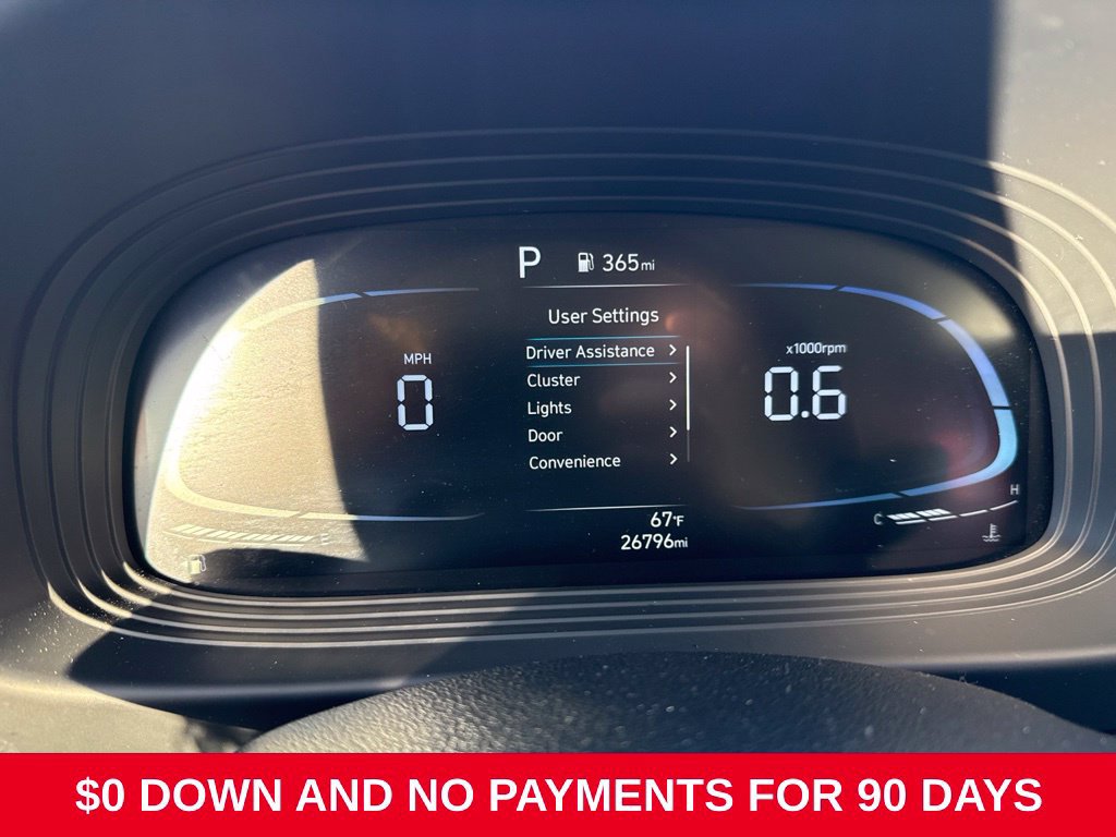 Used 2025 Hyundai Venue SEL FWD image 4