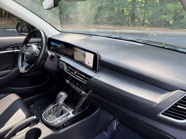 Certified 2024 Kia Seltos EX FWD image 31