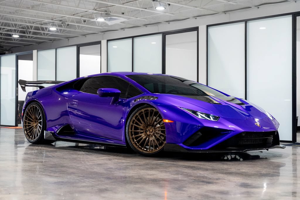Used 2021 Lamborghini Huracan EVO RWD image 5