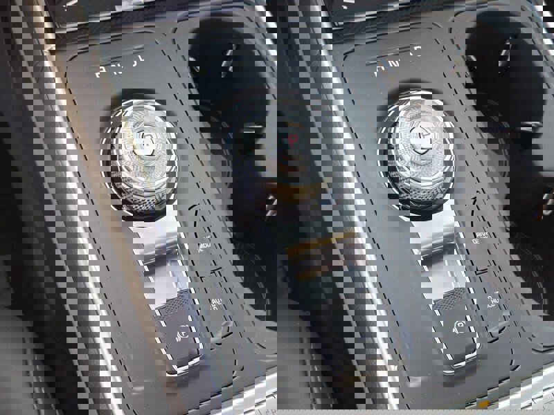 New 2026 Kia Carnival LXS image 15