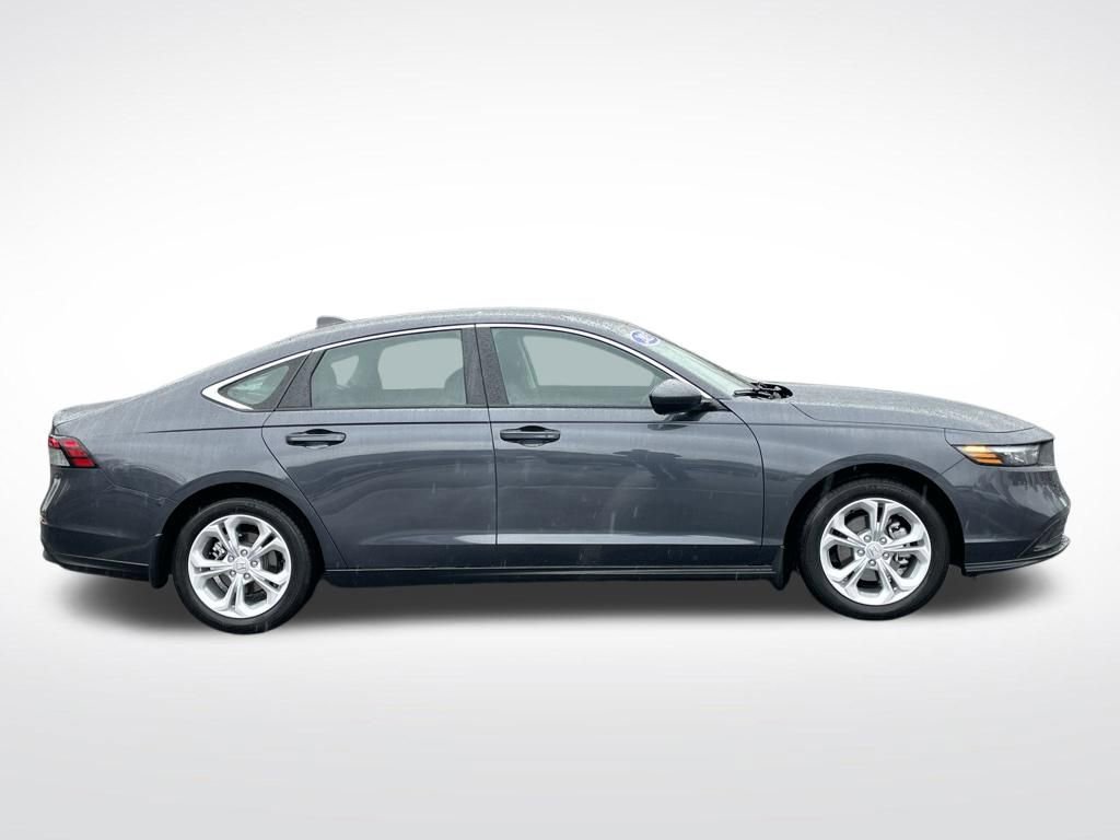 Certified 2025 Honda Accord LX image 7