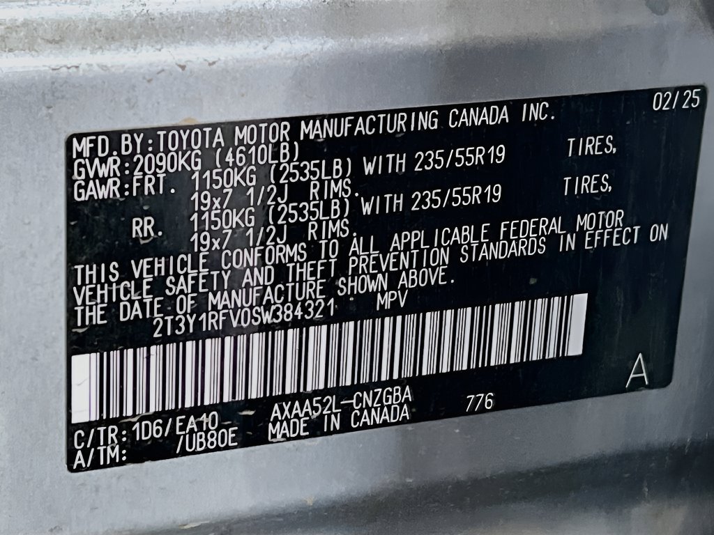 Used 2025 Toyota RAV4 Limited FWD image 32