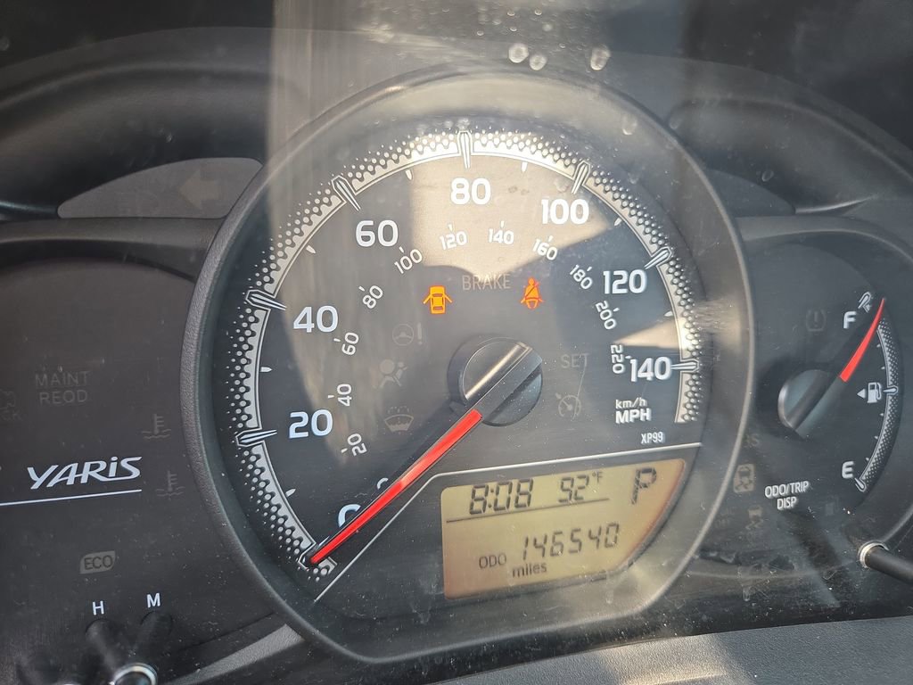 Used 2016 Toyota Yaris LE image 25