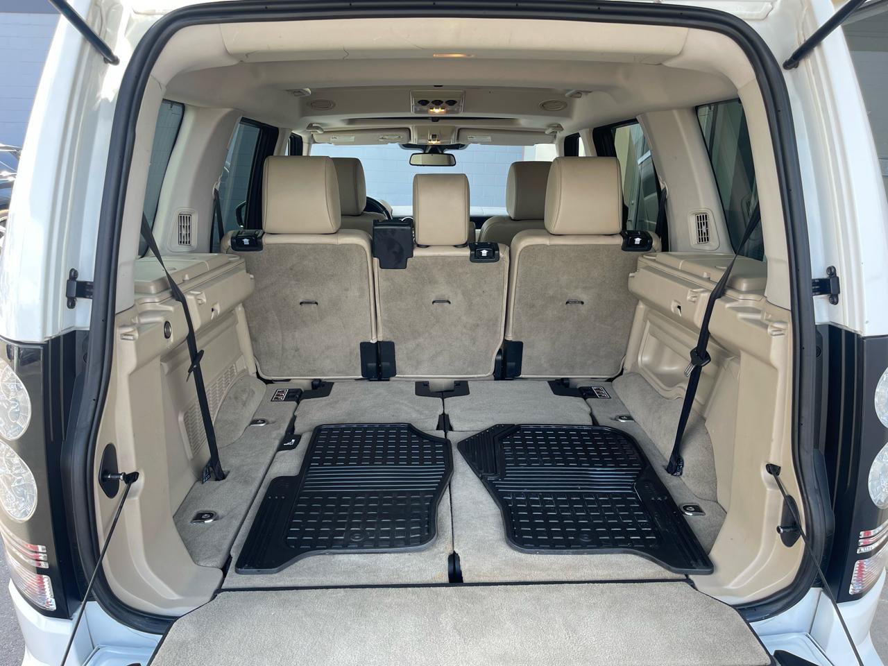 Used 2014 Land Rover LR4 HSE AWD/4WD image 15