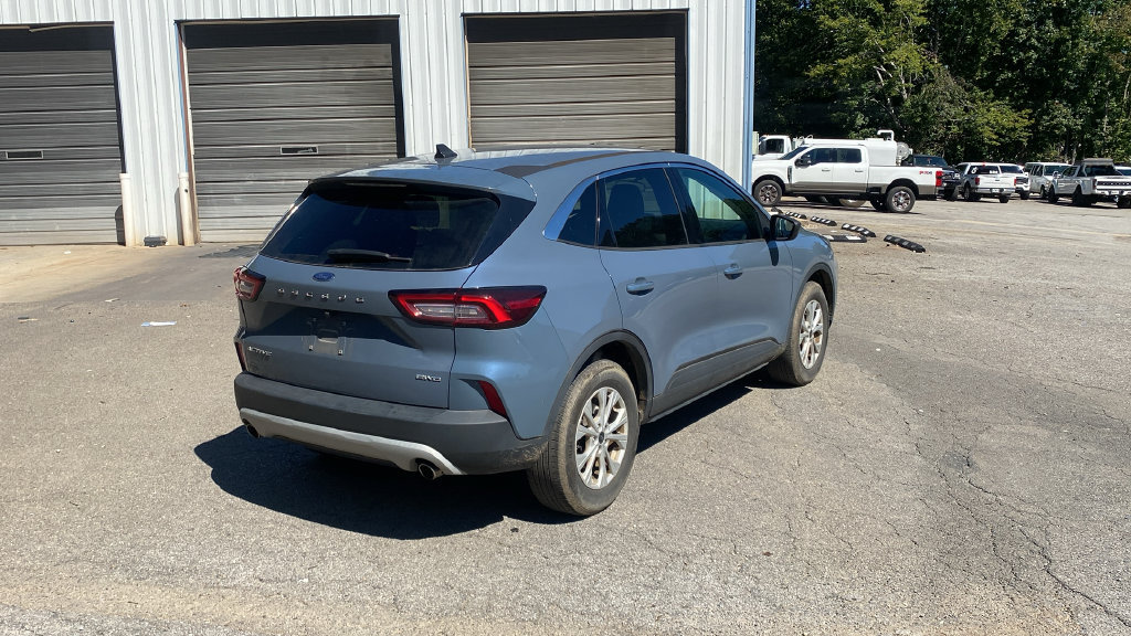 Used 2024 Ford Escape Active AWD/4WD image 5