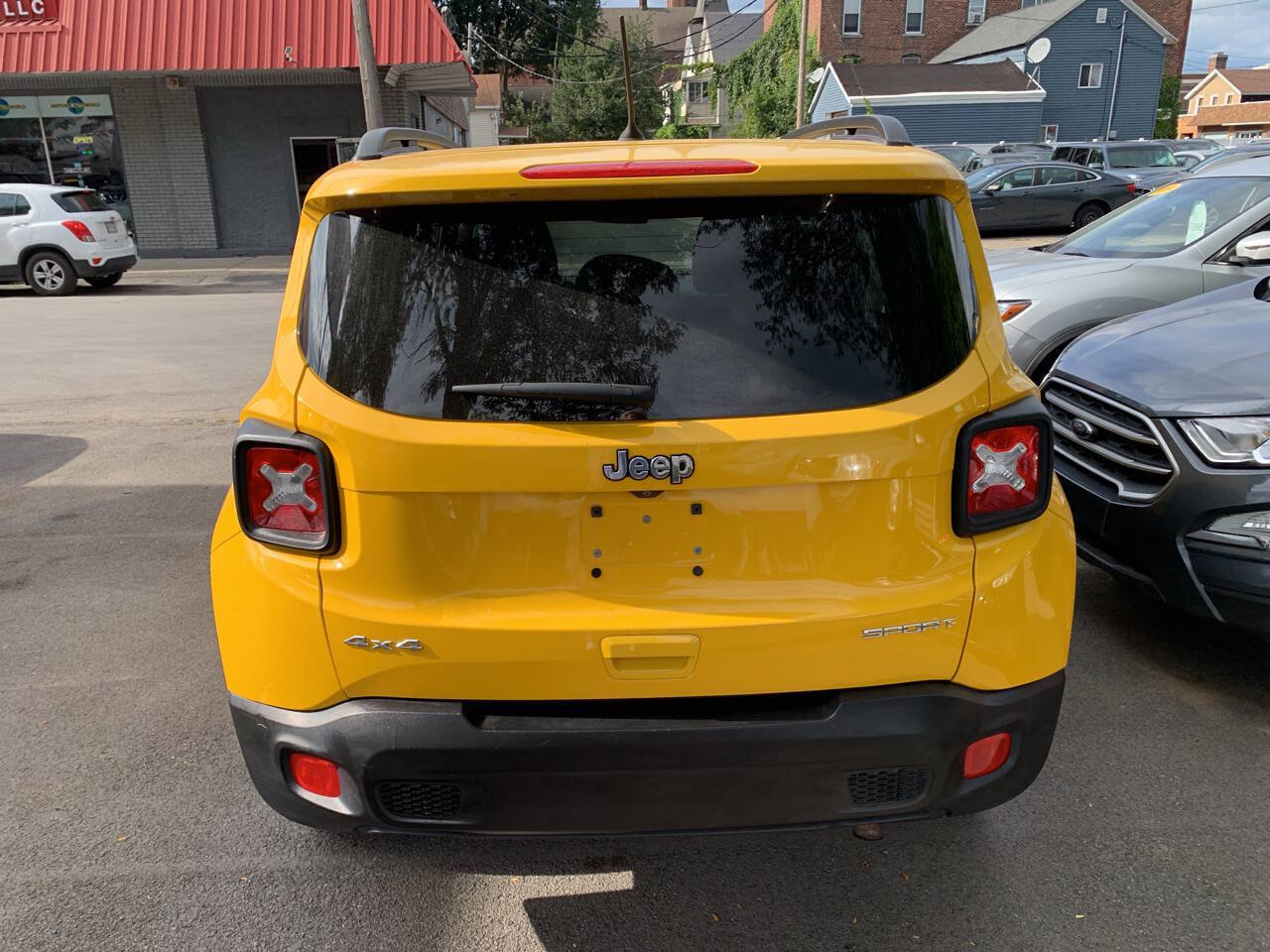 Used 2018 Jeep Renegade Sport w/ Power & Air Group AWD/4WD image 4