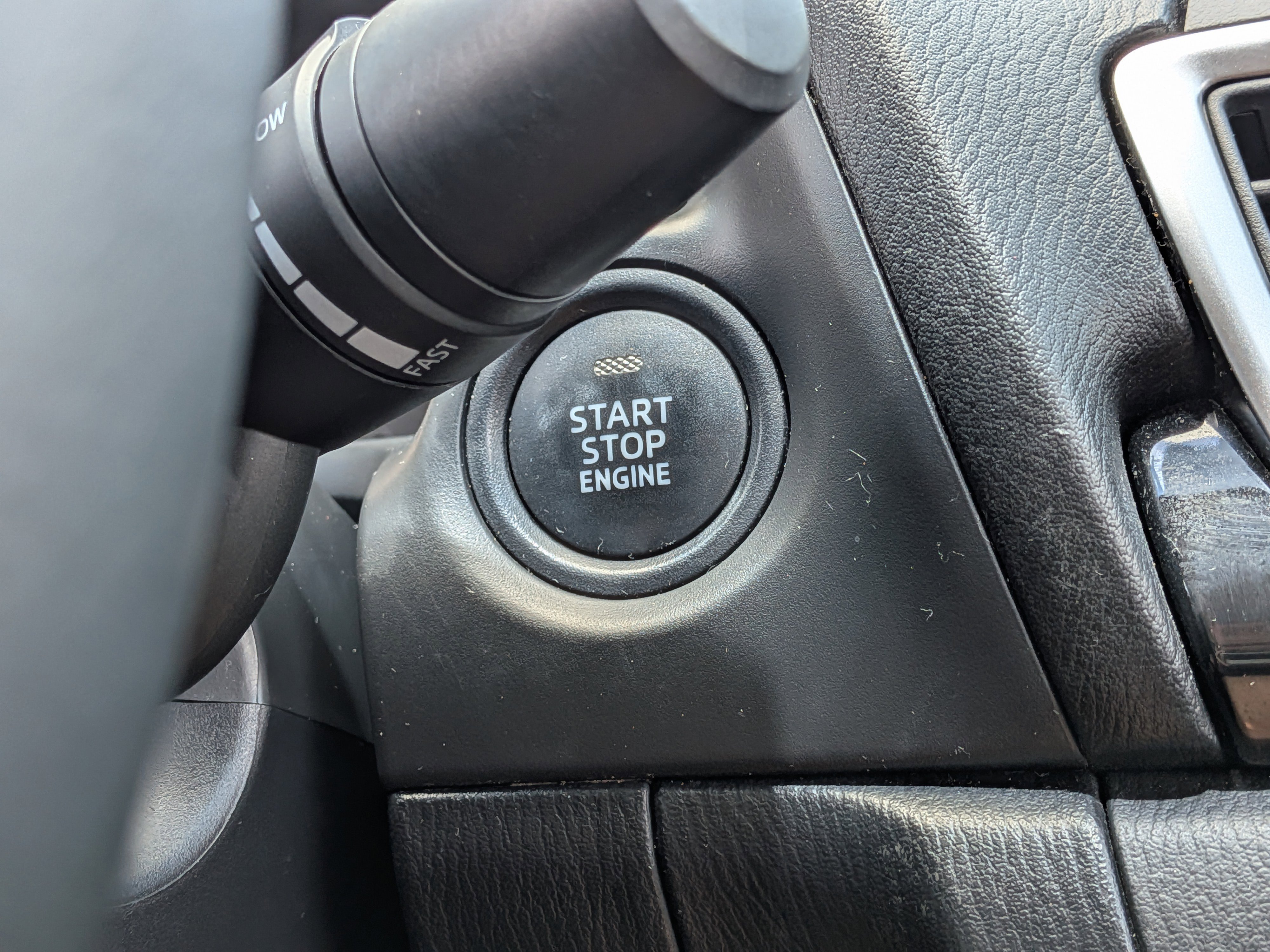 Used 2015 MAZDA MAZDA3 i Touring w/ Technology Package FWD image 28