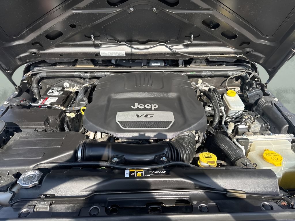 Used 2018 Jeep Wrangler Sport AWD/4WD image 27