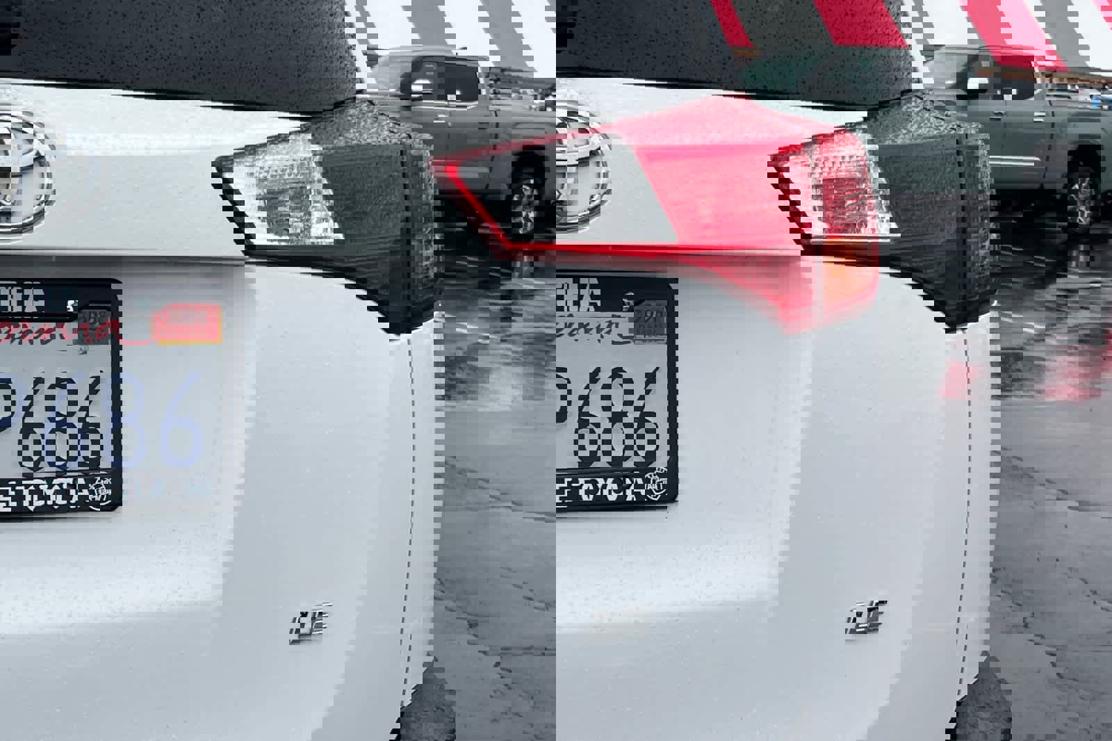 Used 2015 Toyota RAV4 LE image 29