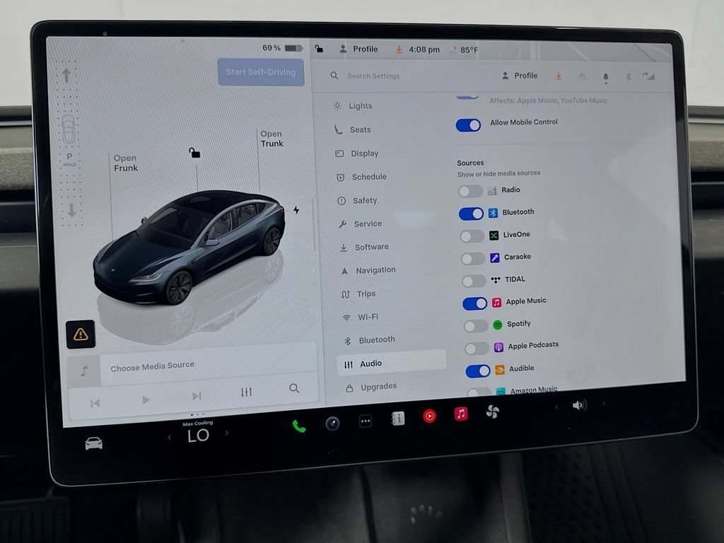 Used 2024 Tesla Model 3 Standard Range RWD image 46