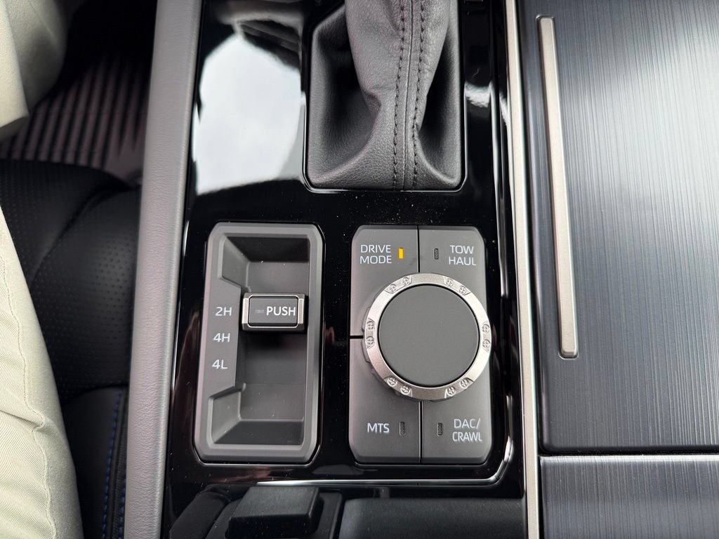 New 2026 Toyota Tundra Platinum AWD/4WD image 27
