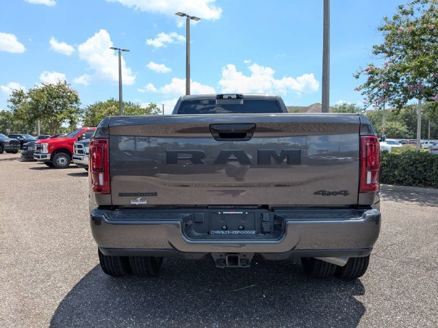 New 2026 RAM 3500 Big Horn AWD/4WD image 5