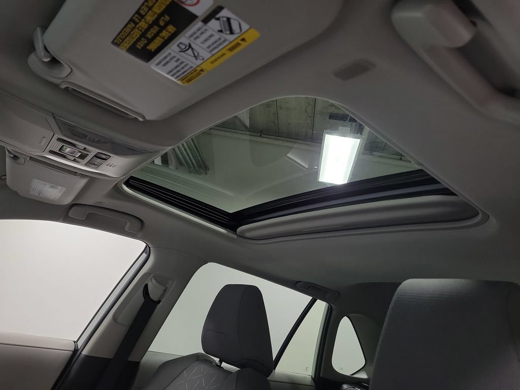 Used 2025 Toyota RAV4 XLE w/ Convenience Package FWD image 14