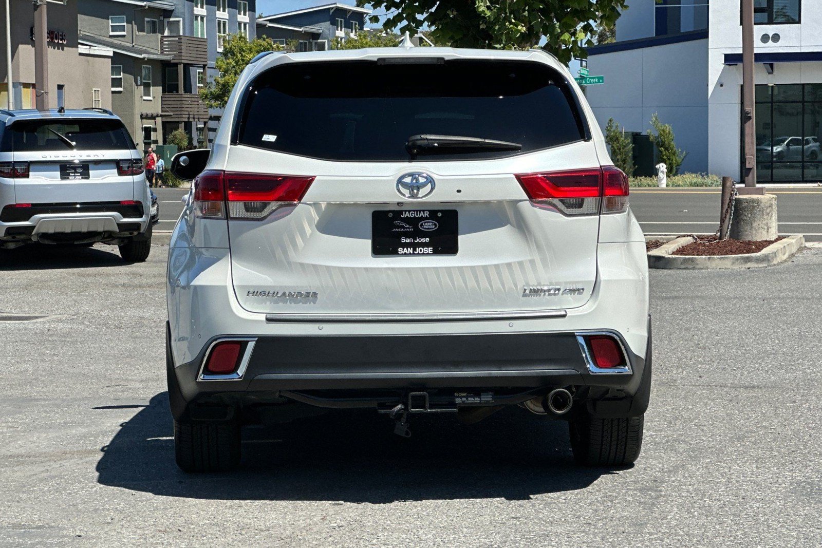 Used 2019 Toyota Highlander Limited Platinum AWD/4WD image 9