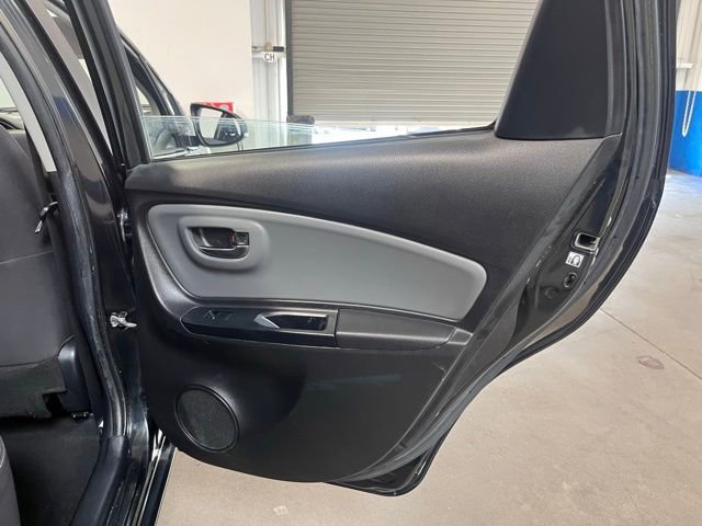 Used 2015 Toyota Yaris SE image 15