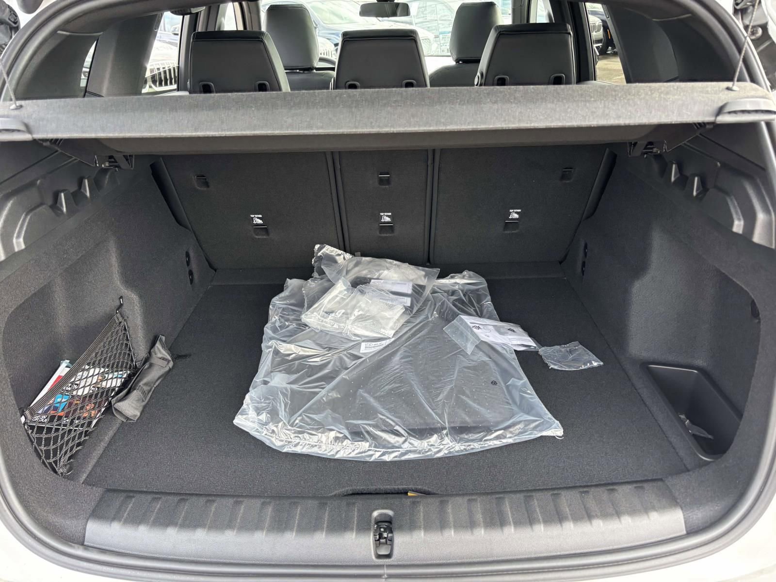 New 2026 BMW X1 xDrive28i w/ Technology Package image 9