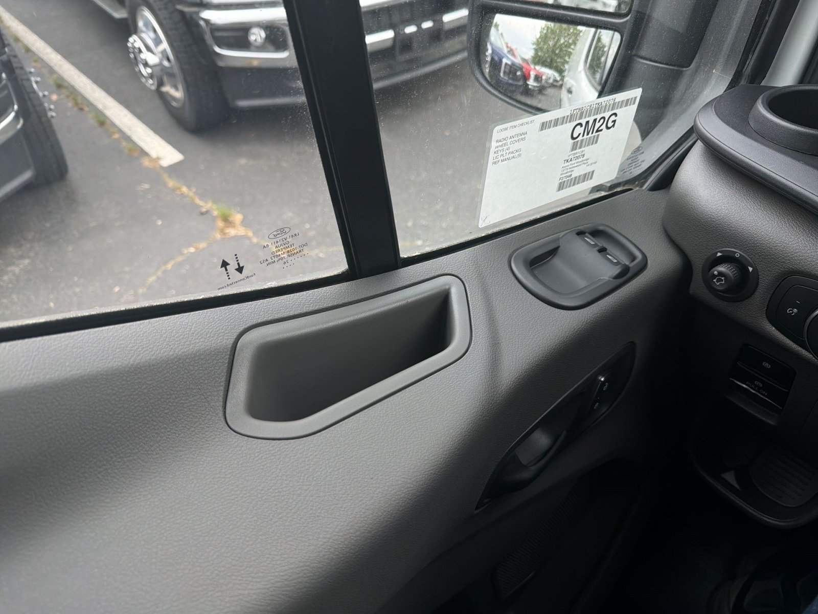 New 2026 Ford Transit 250 148 Medium Roof w/ Load Area Protection Package RWD image 42
