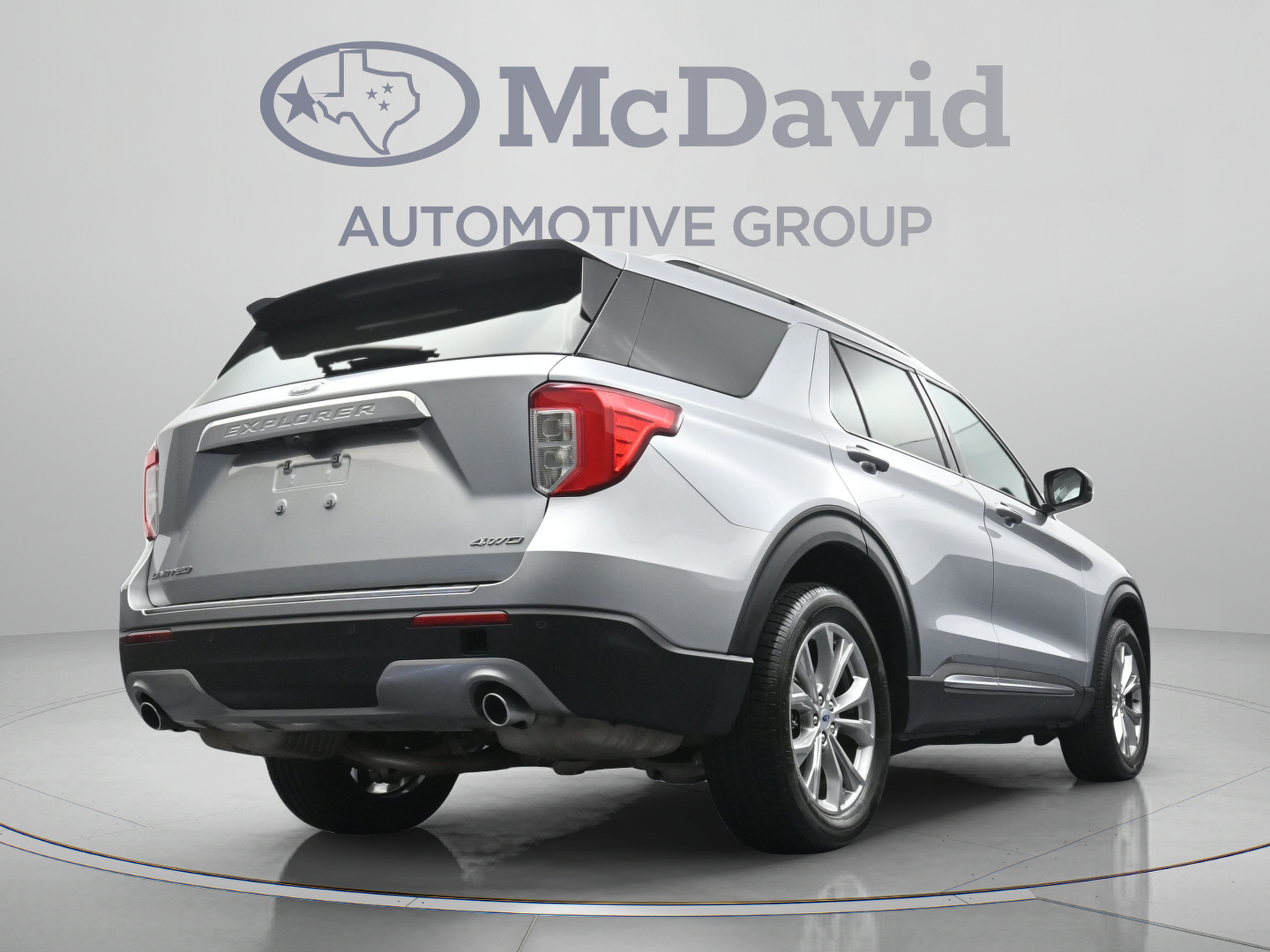 Used 2023 Ford Explorer Limited AWD/4WD image 31