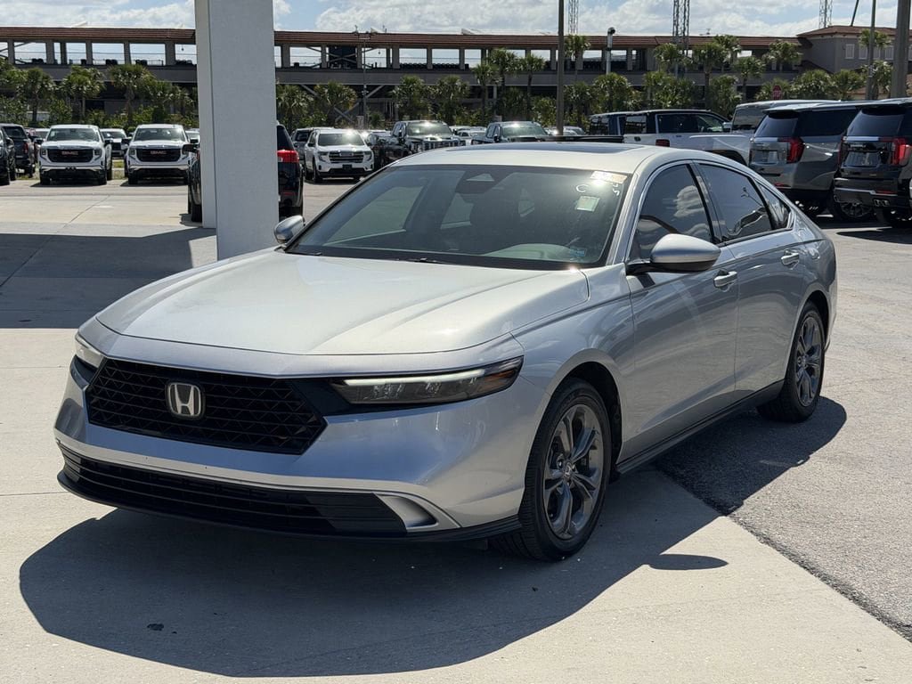 Used 2024 Honda Accord EX image 9