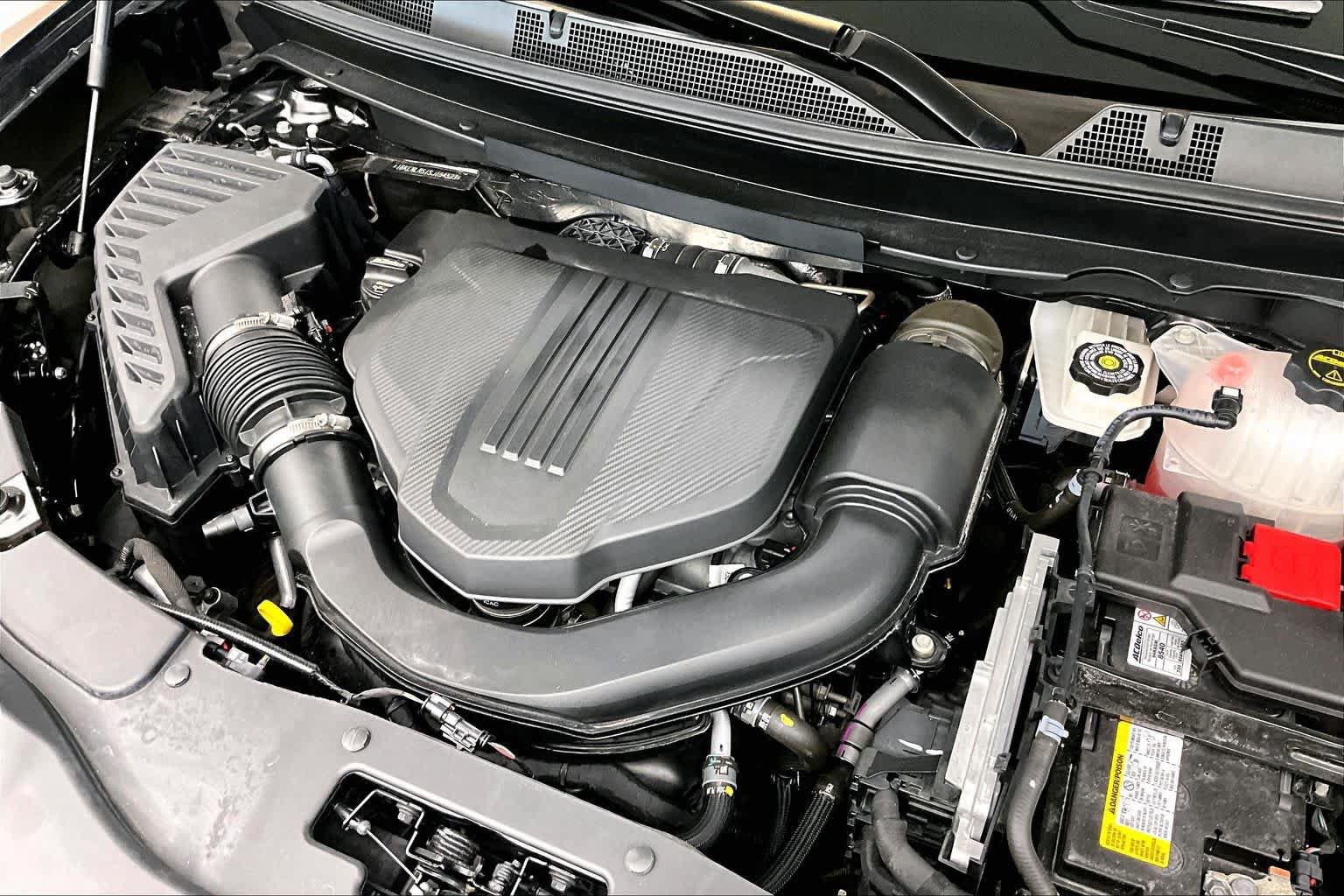 Used 2025 GMC Acadia Denali FWD image 30