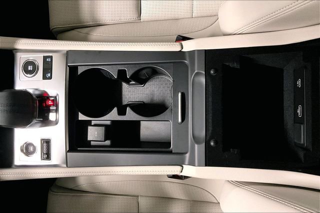 Certified 2025 Jaguar F-PACE R-Dynamic S image 11