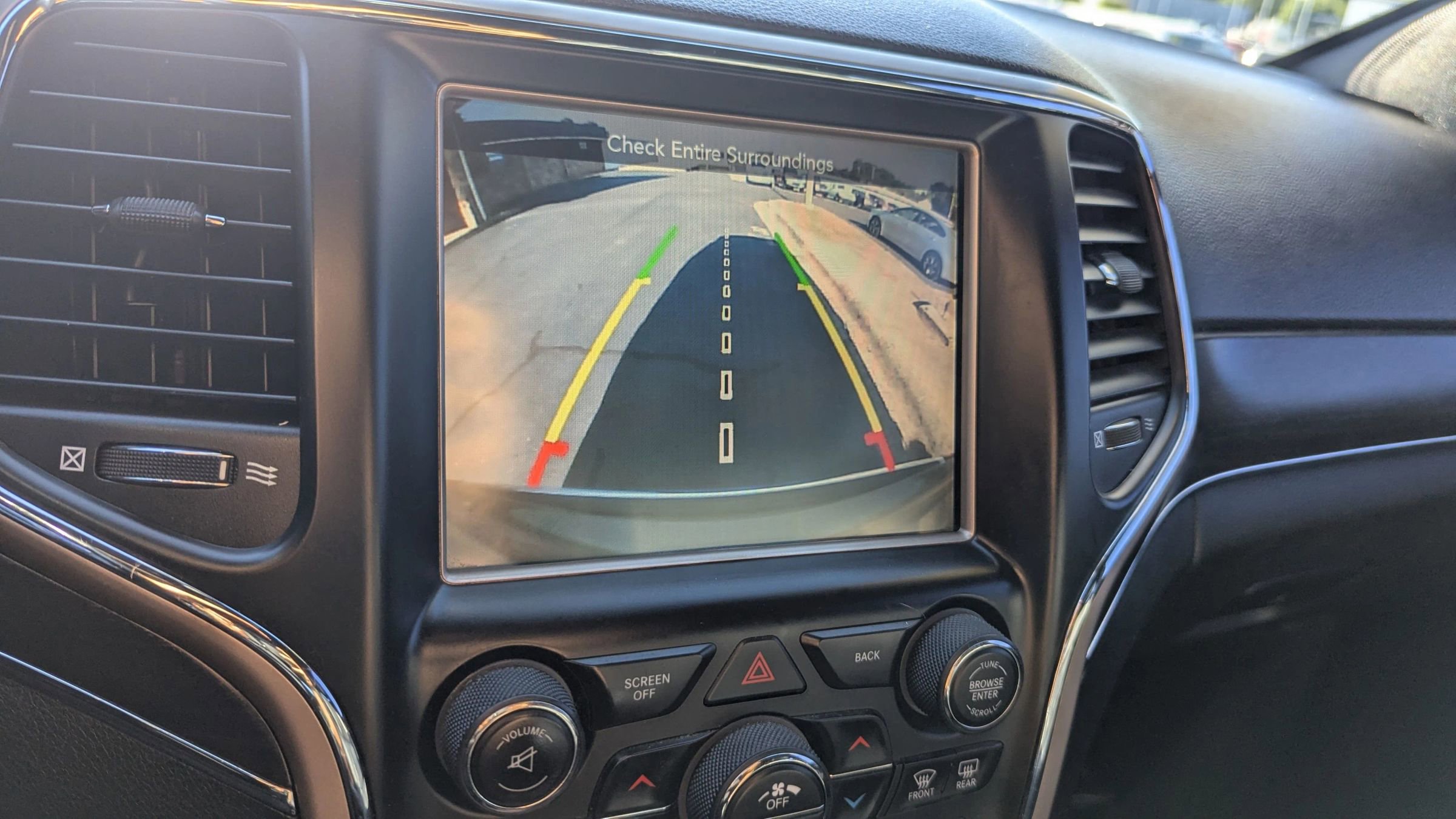 Used 2014 Jeep Grand Cherokee Limited AWD/4WD image 16