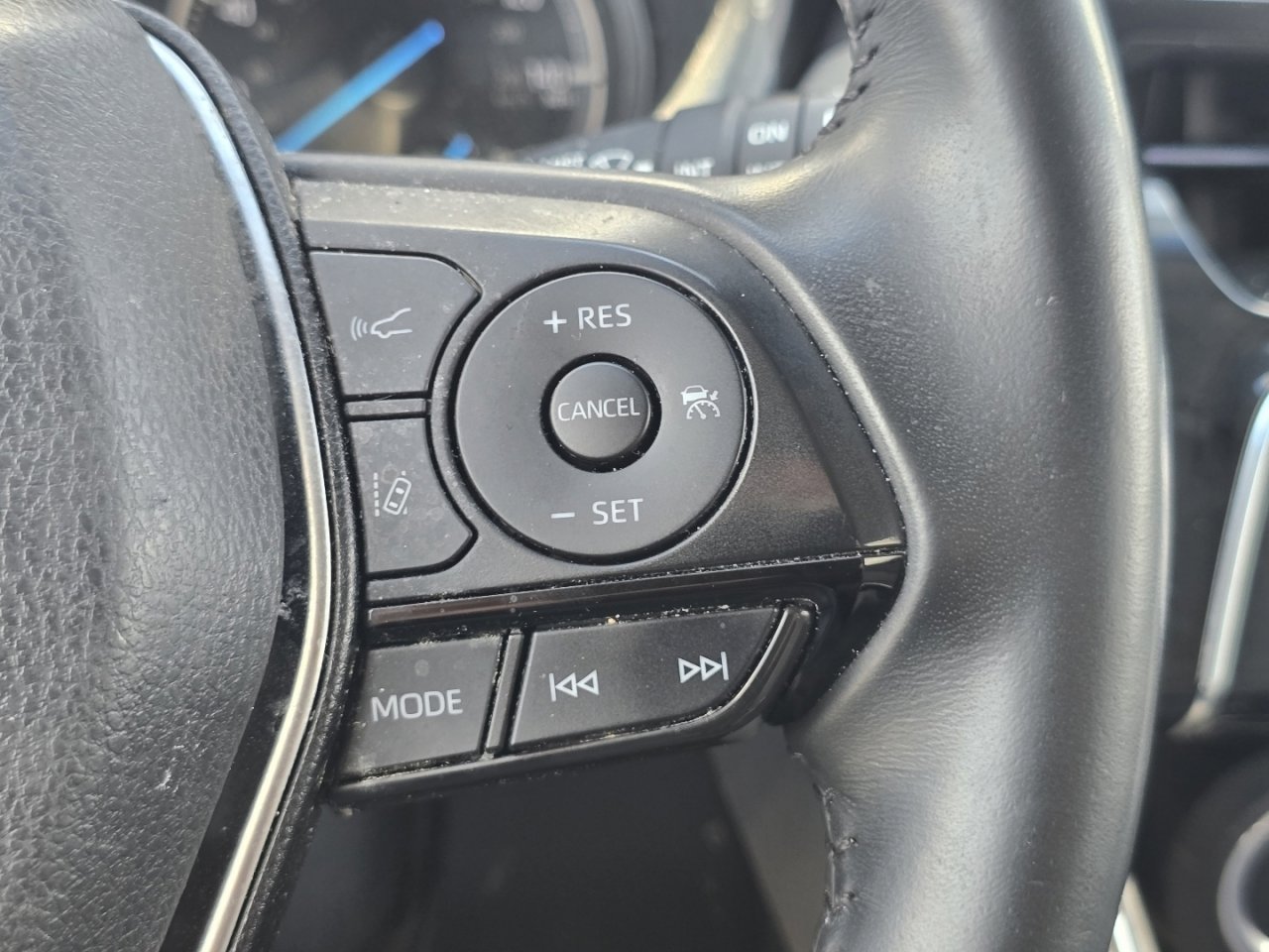 Used 2024 Toyota Venza XLE AWD/4WD image 30