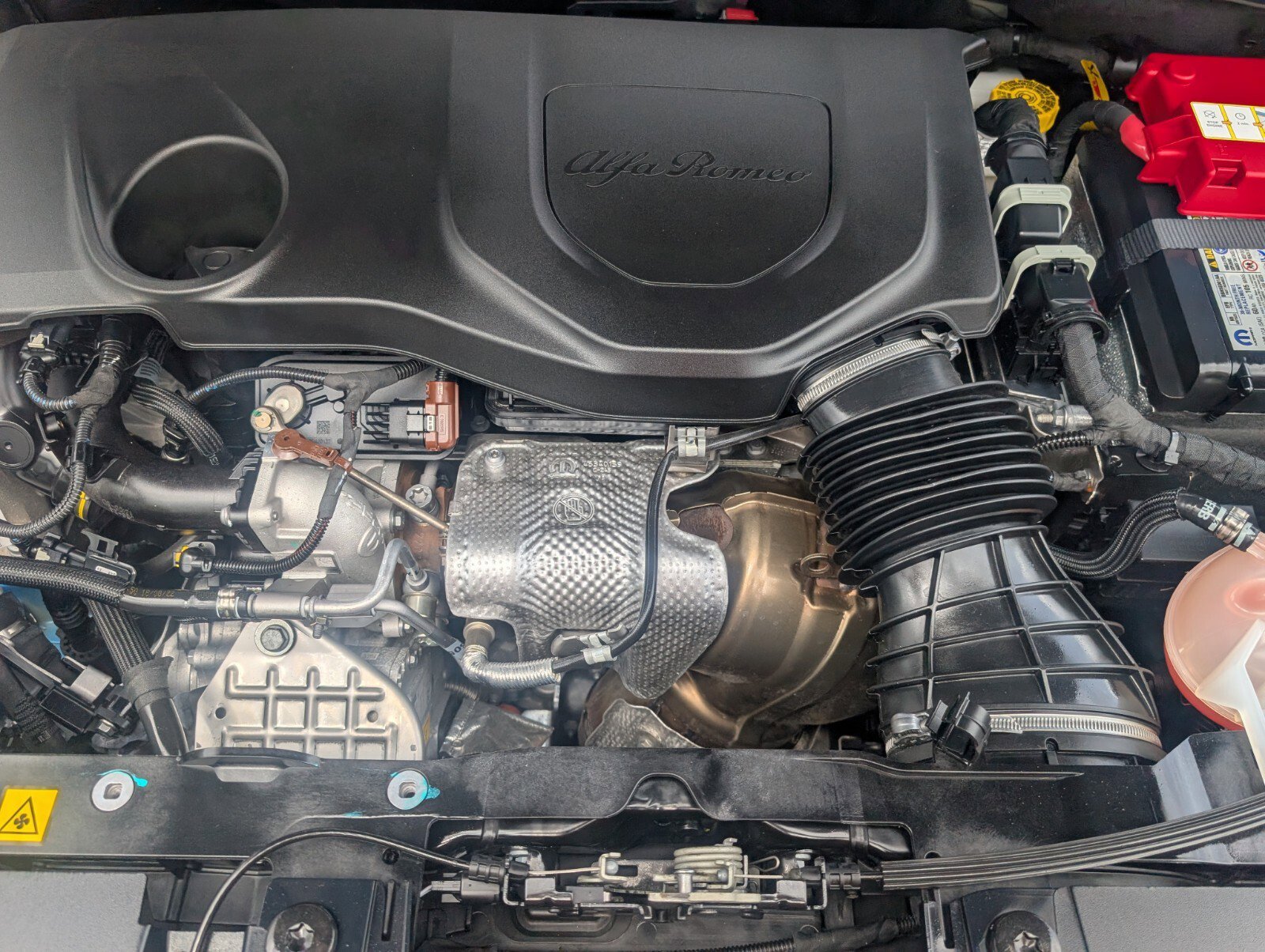 Used 2024 Alfa Romeo Tonale Ti image 18