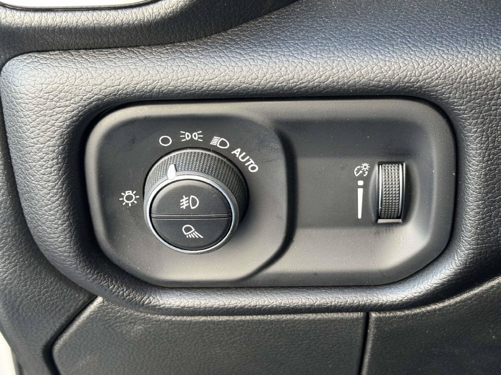 New 2026 RAM 2500 Big Horn AWD/4WD image 28
