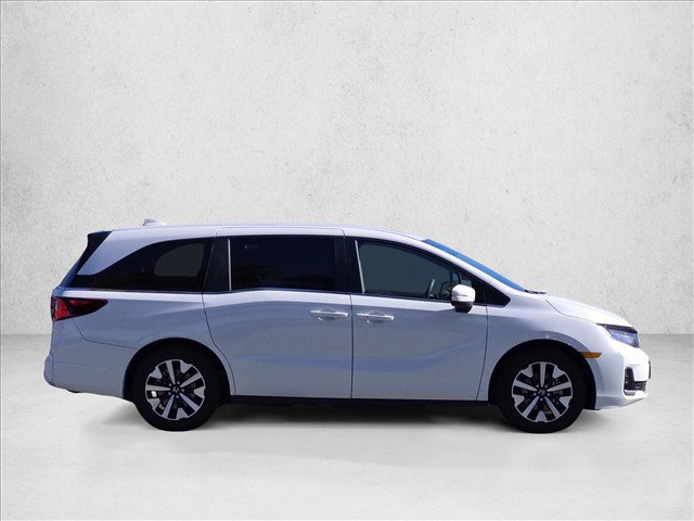 Certified 2026 Honda Odyssey EX-L image 4