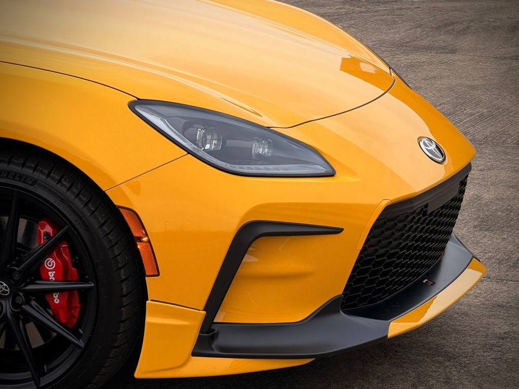 Used 2026 Toyota GR86 YUZU Limited w/ GR Aero Kit image 5