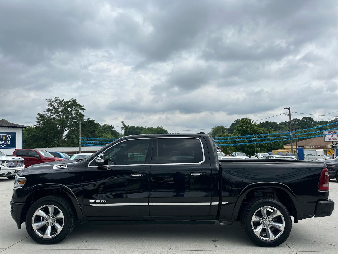 Used 2020 RAM 1500 Limited RWD image 4