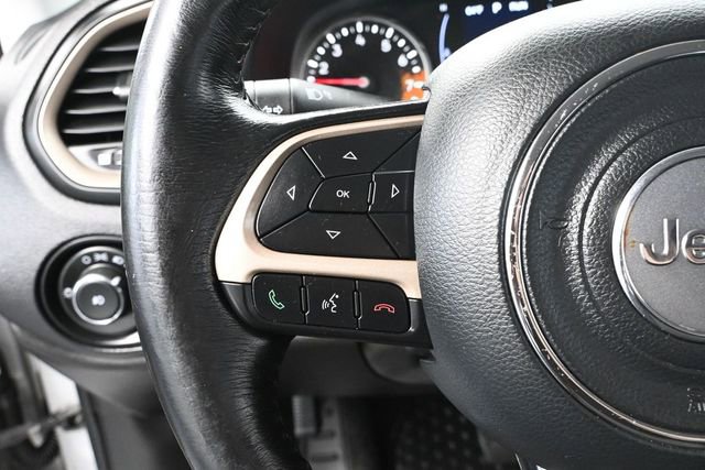 Used 2017 Jeep Renegade Latitude w/ Cold Weather Group AWD/4WD image 25
