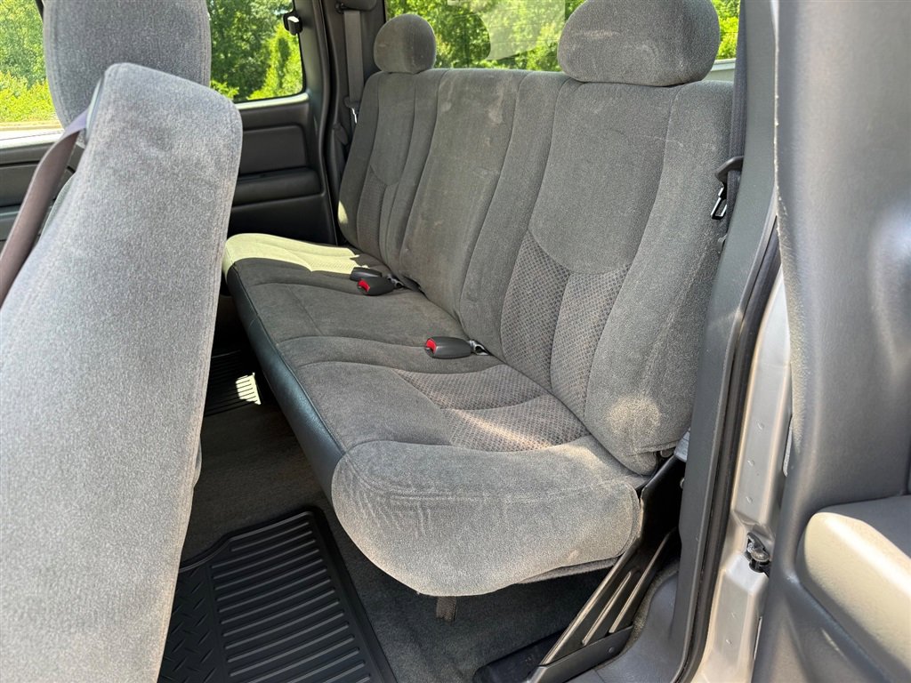 Used 2004 Chevrolet Silverado 1500 LS RWD image 21